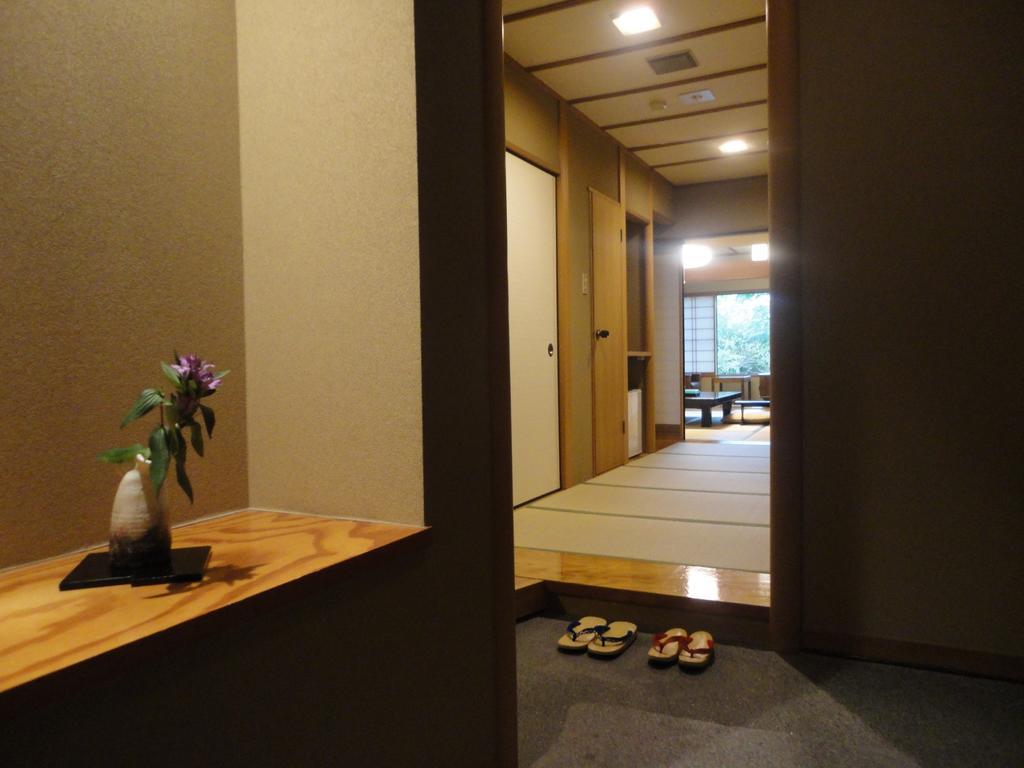 Отель Yoshimatsu Хаконе Экстерьер фото